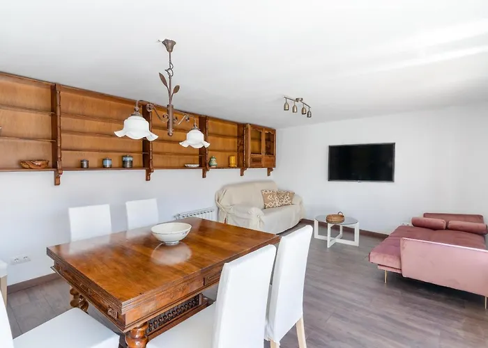 Housingleon - Atico Gaudi * ليون