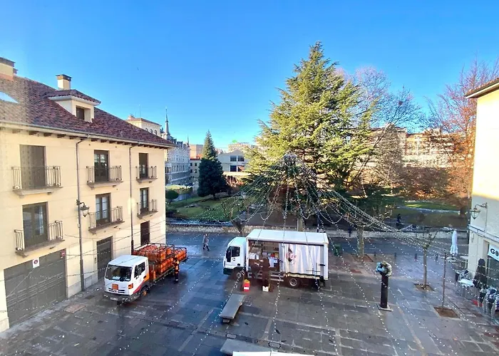 Housingleon - Atico Gaudi شقة